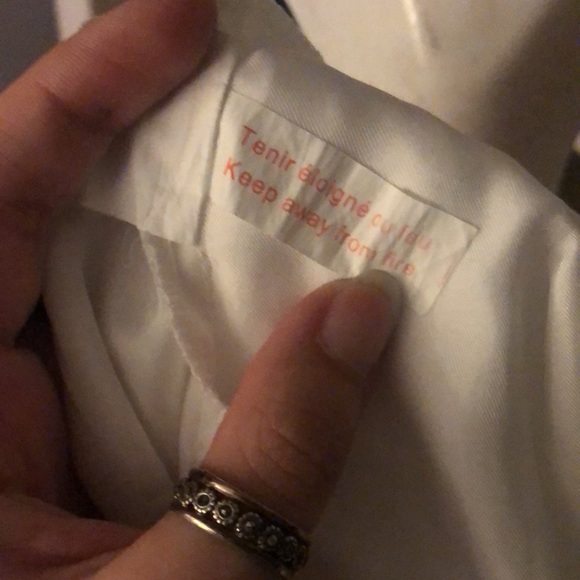 Silk w rosebud trim in sheer fabric and soft satin - Picture 5 of 6